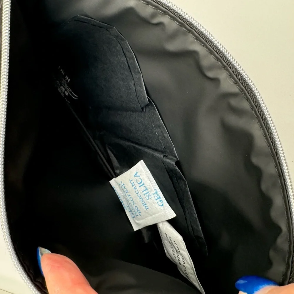 Dior - cosmetic / beauty bag - black - Picture 3 of 5